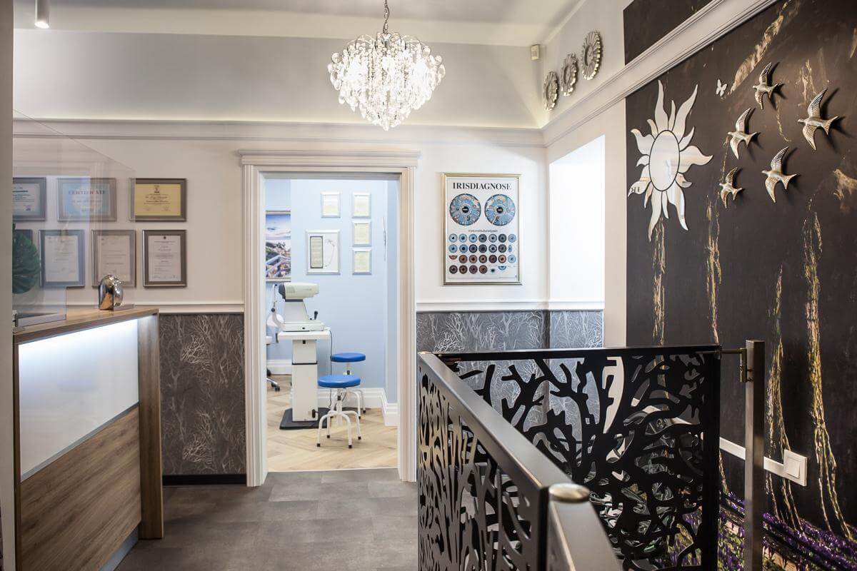 gabinet okulistyczny-recepcja-dr alicja zdanowska-w szczecinie (1)